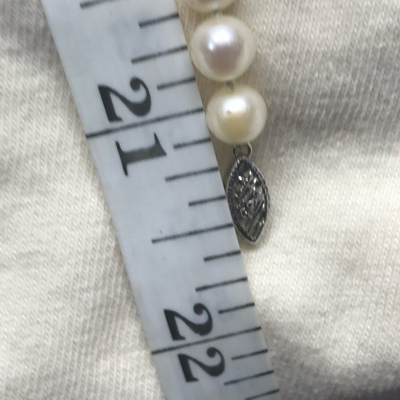 10K White Gold Filagree Clasp South Sea Pearl Necklace 21.5 in - Picture 14 of 14